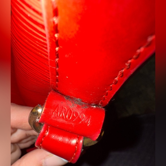 Louis Vuitton Red Epi Noe Bag - Picture 14 of 14